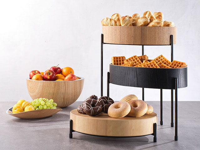 UNISON ‚Oval Etagère‘ by FRILICH